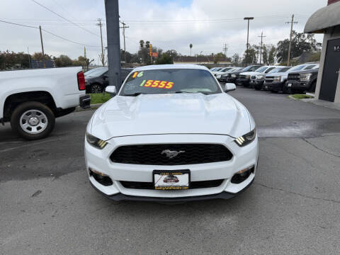 2016 Ford Mustang EcoBoost Premium