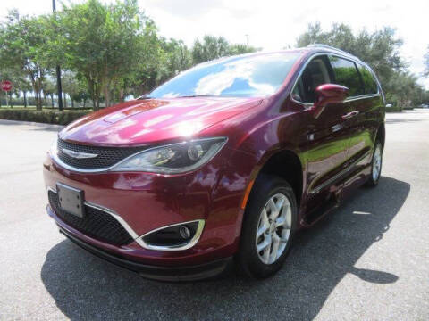 2020 Chrysler Pacifica Touring L Plus