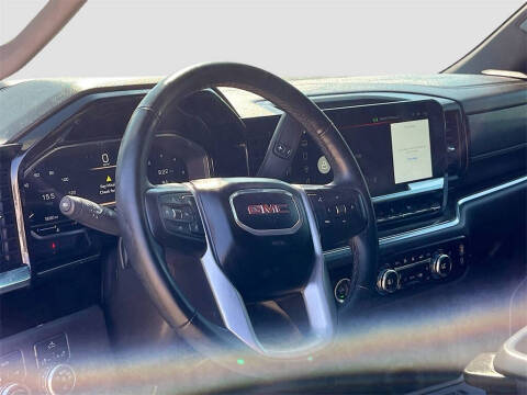 2024 GMC Sierra 1500 Elevation Standard