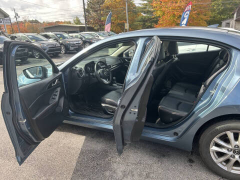 2015 Mazda MAZDA3 i Grand Touring