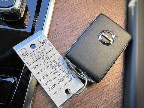 2024 Volvo XC90 B6 Plus Bright Theme 6P