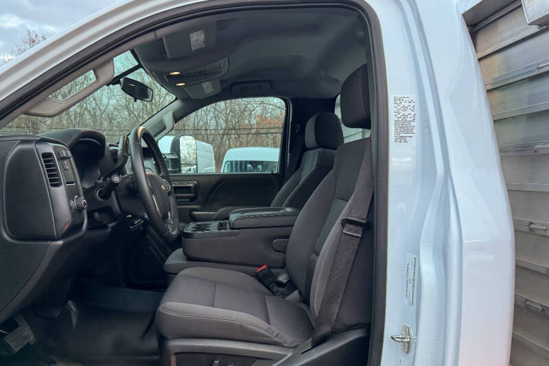 2024 Chevrolet Silverado 5500HD