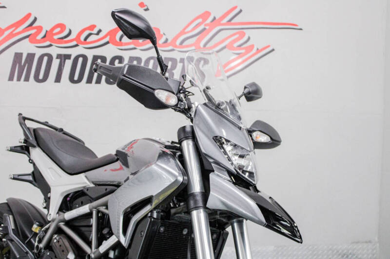 2014 Ducati Hyperstrada