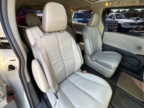 2011 Toyota Sienna Limited 7-Passenger