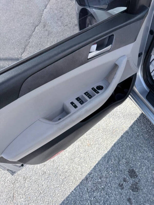 2017 Hyundai Sonata SE