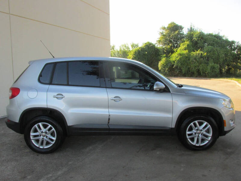 2011 Volkswagen Tiguan S