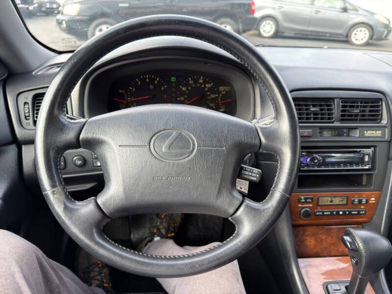 2000 Lexus ES 300