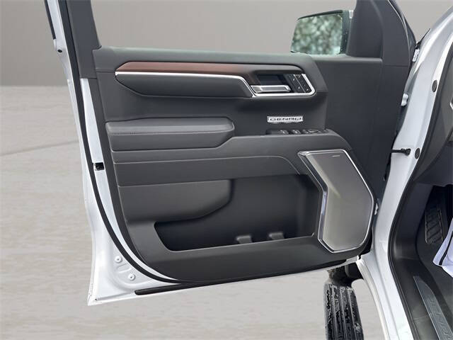 2025 GMC Sierra 1500