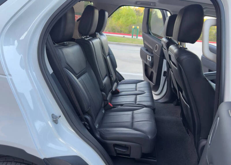 2019 Land Rover Discovery SE