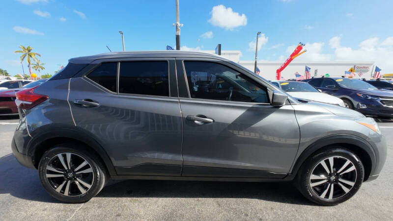 2020 Nissan Kicks SV