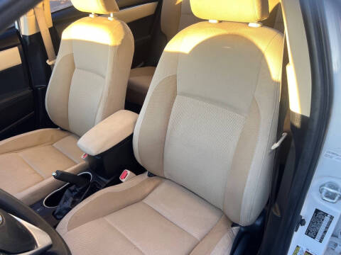 2018 Toyota Corolla LE