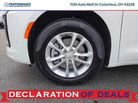 2027 Chrysler Pacifica Select