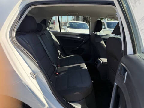 2019 Volkswagen e-Golf SE