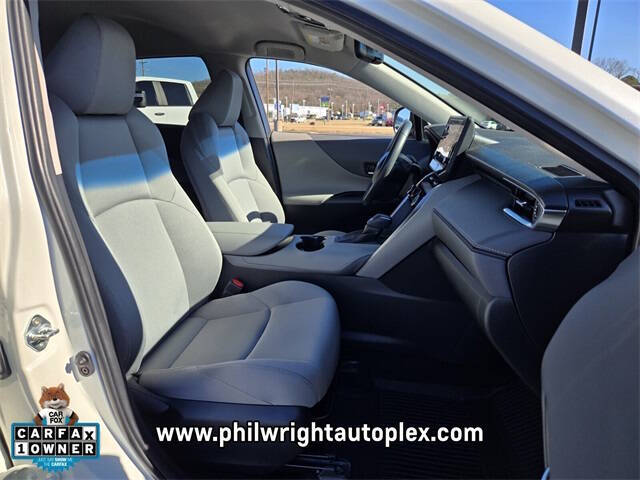 2022 Toyota Venza LE