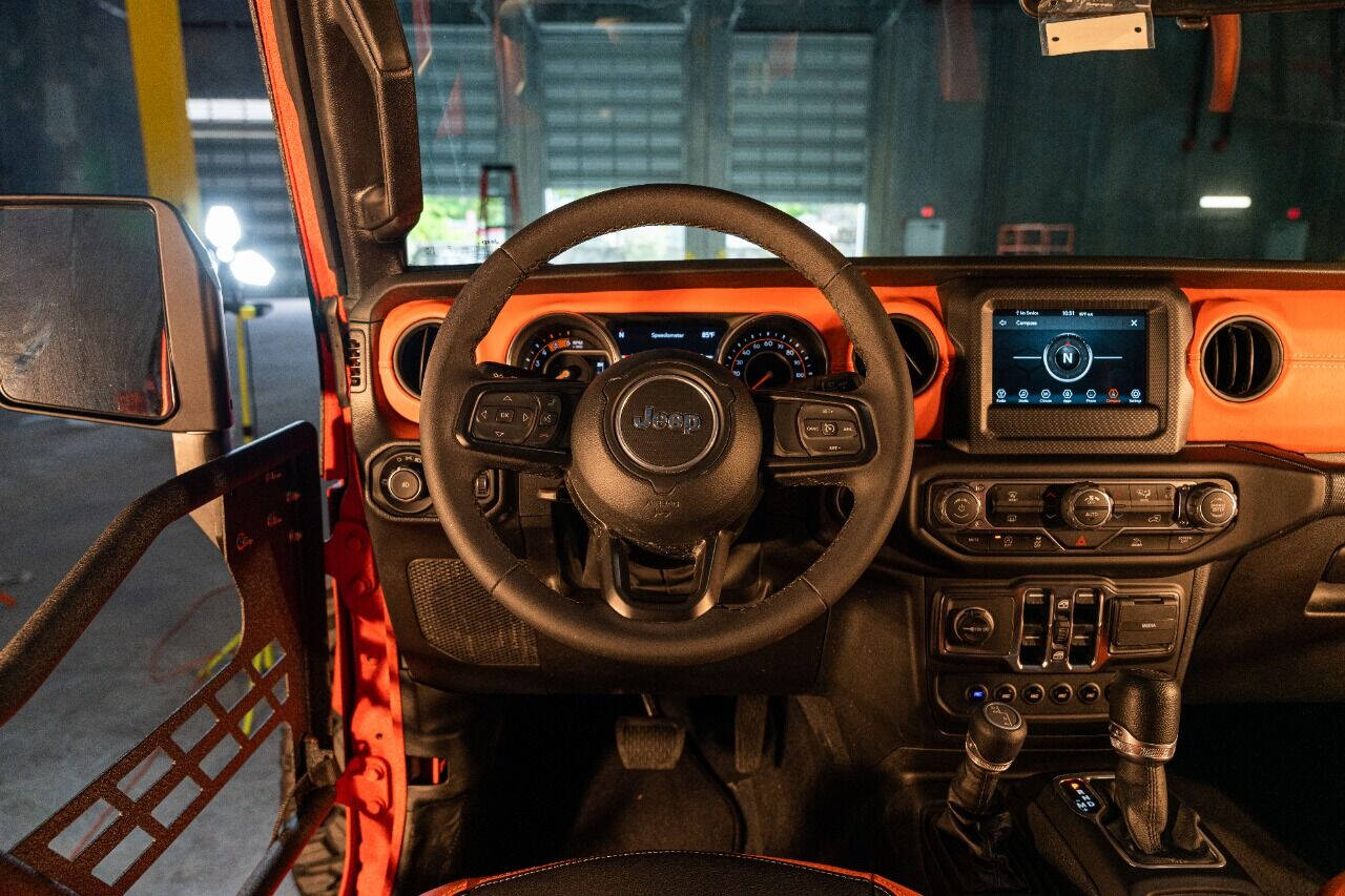 2023 JEEP Gladiator Pickup - $77,999