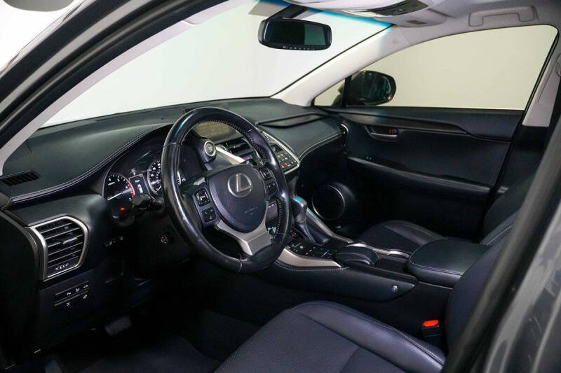 2017 Lexus NX 200t