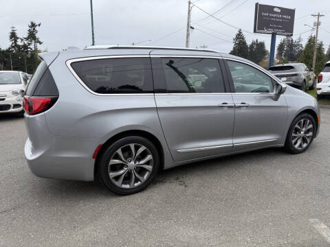 2017 Chrysler Pacifica Limited