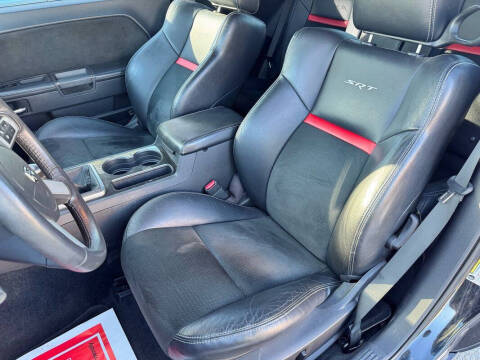 2009 Dodge Challenger SRT8