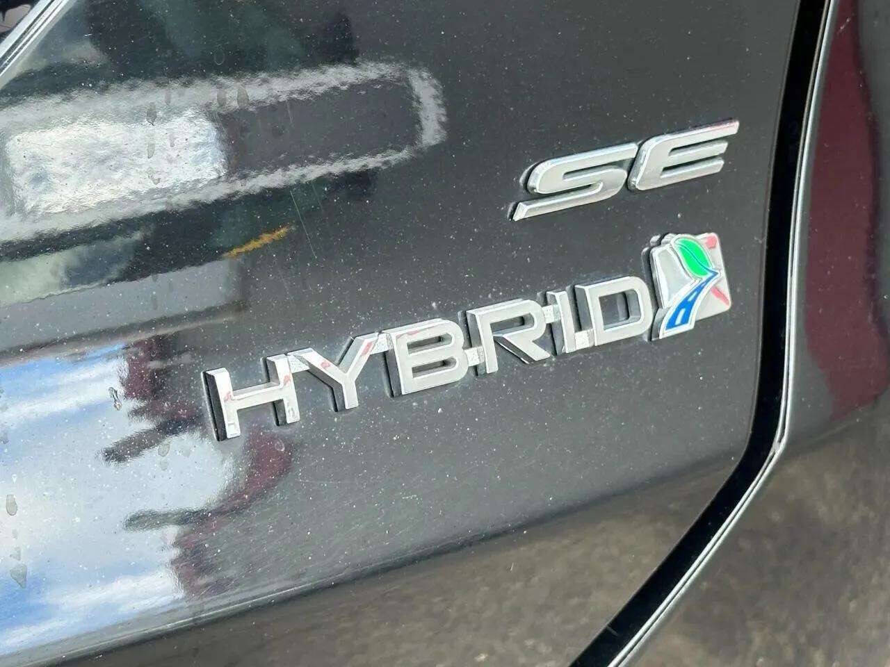 FordFusion Hybrid44