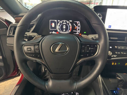 2025 Lexus ES 350
