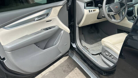 2017 Cadillac XT5 Premium Luxury