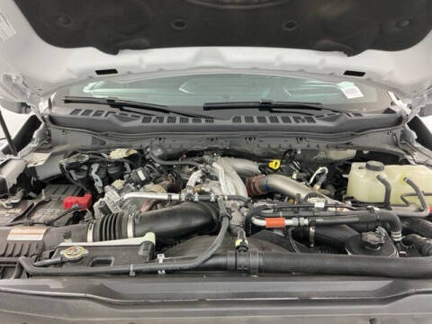 2025 Ford F-450 Super Duty Platinum