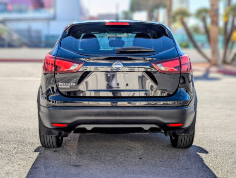 2017 Nissan Rogue Sport S