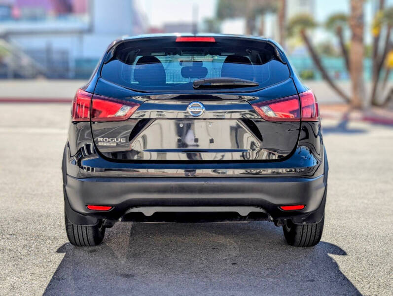 2017 Nissan Rogue Sport S