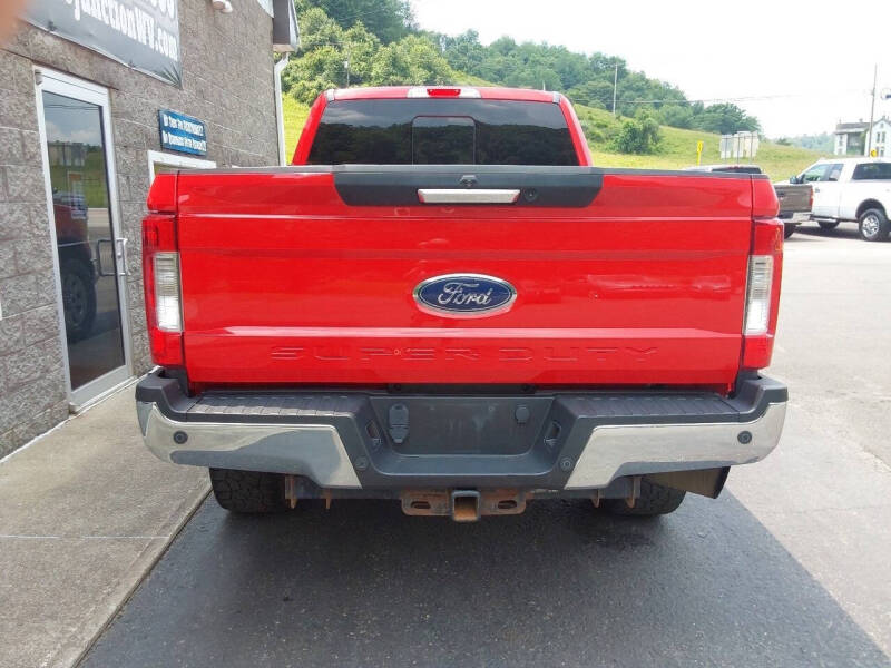 2017 Ford F-250 Super Duty Lariat