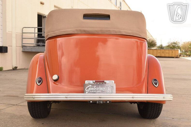 1935 Ford Phaeton