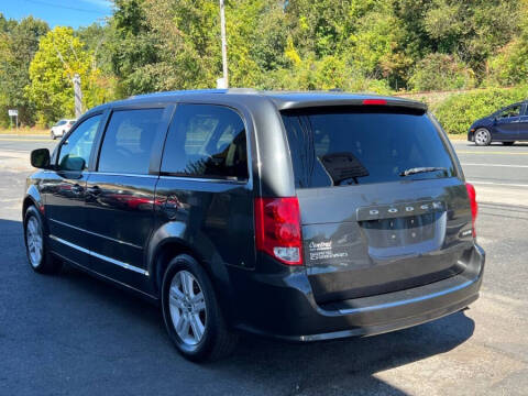 2011 Dodge Grand Caravan Crew