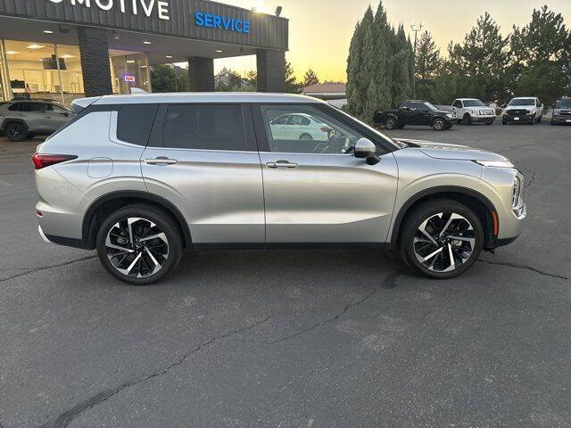 2024 Mitsubishi Outlander for sale at Axio Auto Boise in Boise, ID