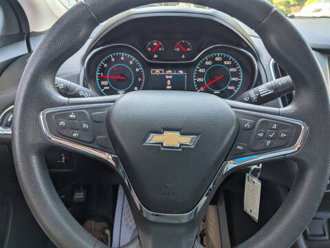 2017 Chevrolet Cruze LT Auto