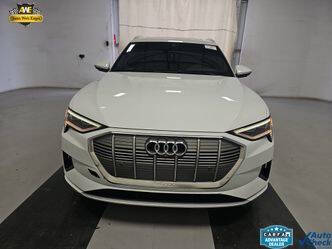 2019 Audi e-tron quattro Premium Plus