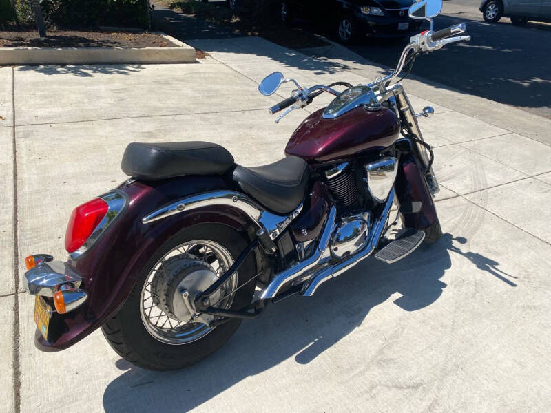 2009 Suzuki Boulevard