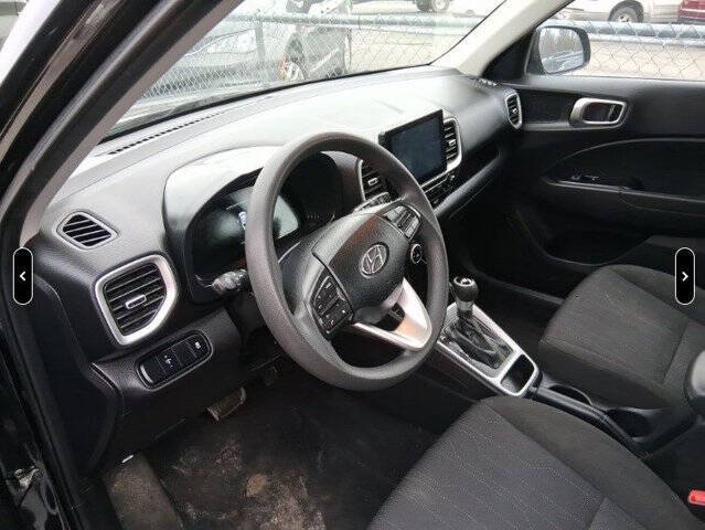 2023 Hyundai Venue SE