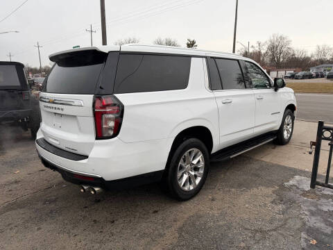 2023 Chevrolet Suburban Premier
