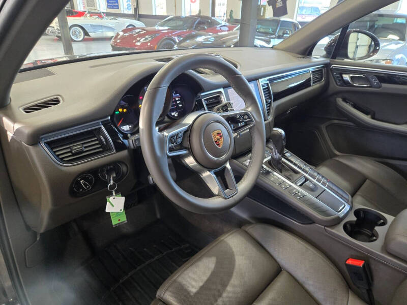 2017 Porsche Macan S