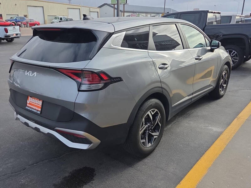 2024 Kia Sportage LX