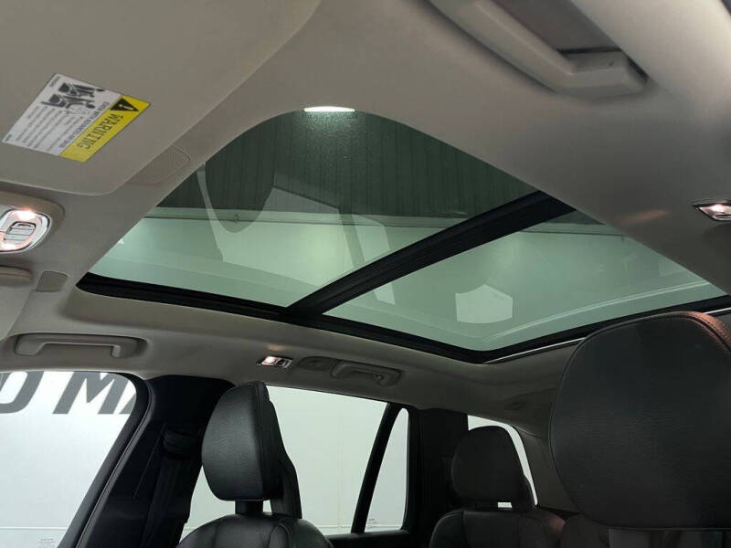 2018 Volvo XC90 T6 Momentum