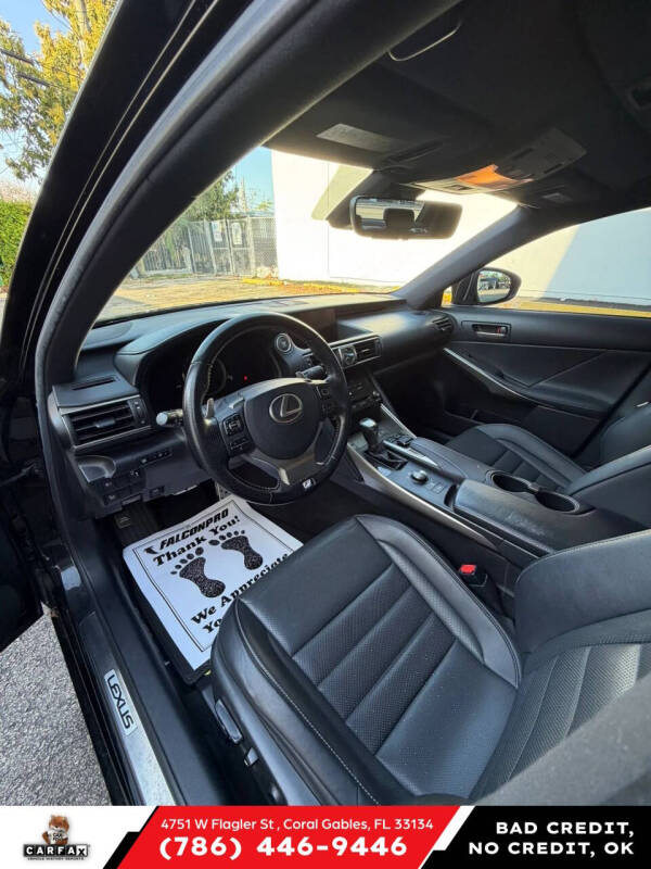 2018 Lexus IS 300