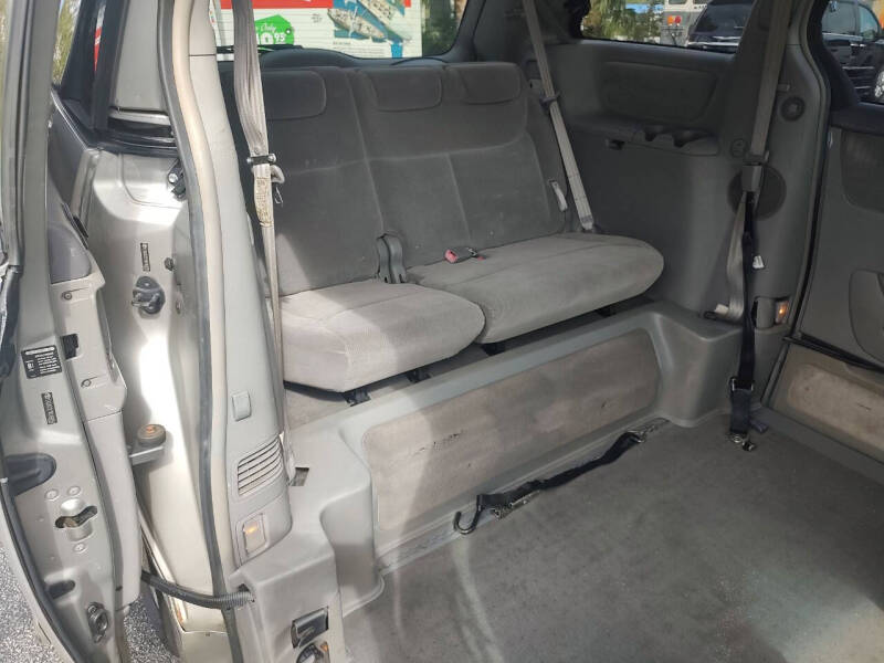 2008 Toyota Sienna XLE