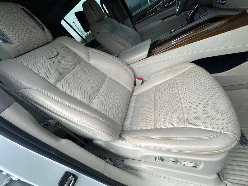 2021 Cadillac Escalade ESV Sport Platinum