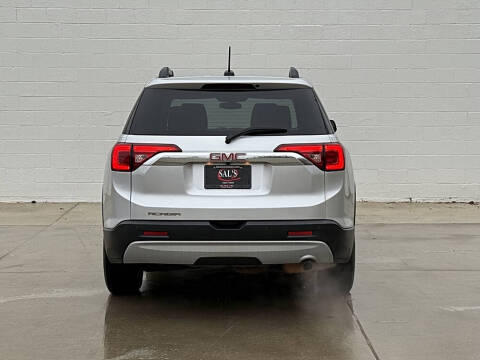 2017 GMC Acadia SLE-2