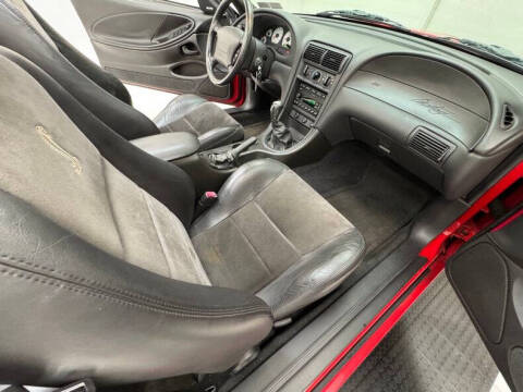 2004 Ford Mustang SVT Cobra