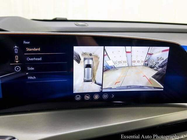 2026 Cadillac VISTIQ Platinum