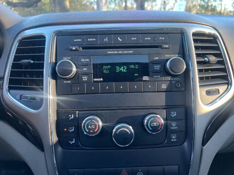 2012 Jeep Grand Cherokee Laredo