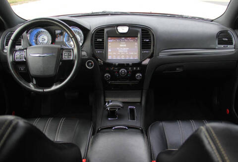 2012 Chrysler 300 S V6