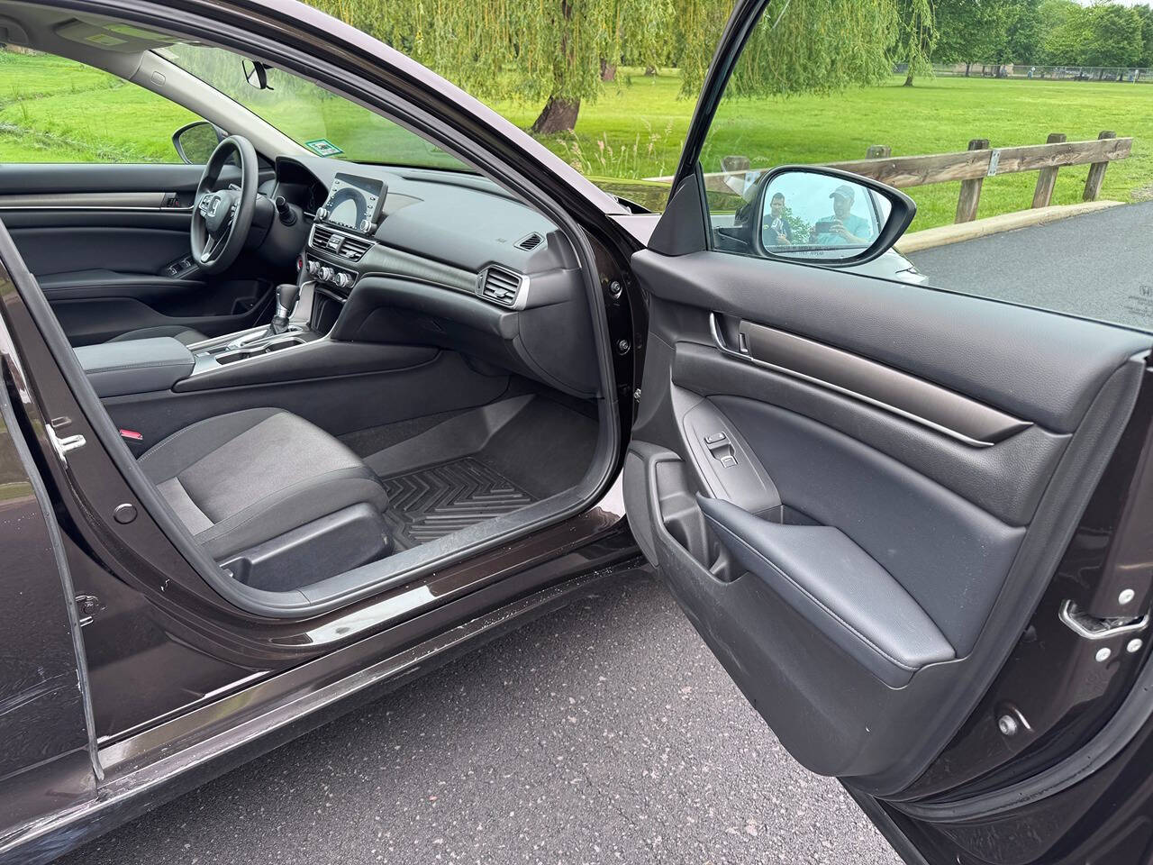 2018 Honda Accord 18