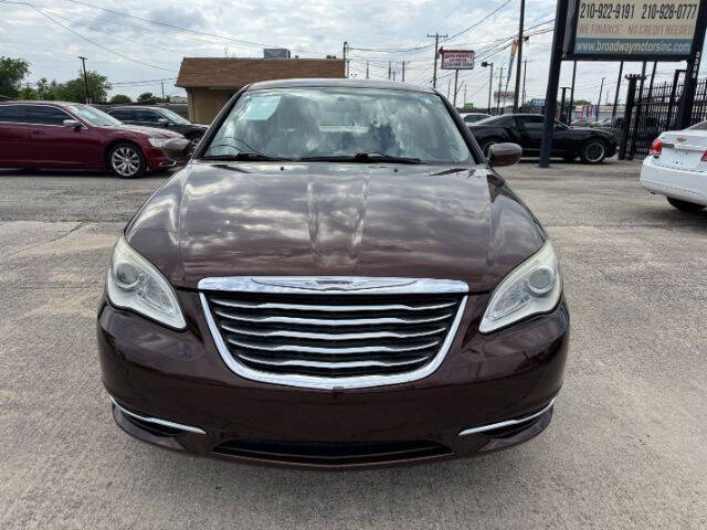 2013 Chrysler 200 Touring